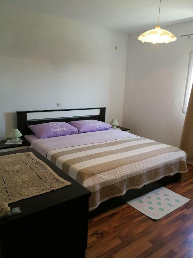 Apartments N&M Sukosan Exterior photo